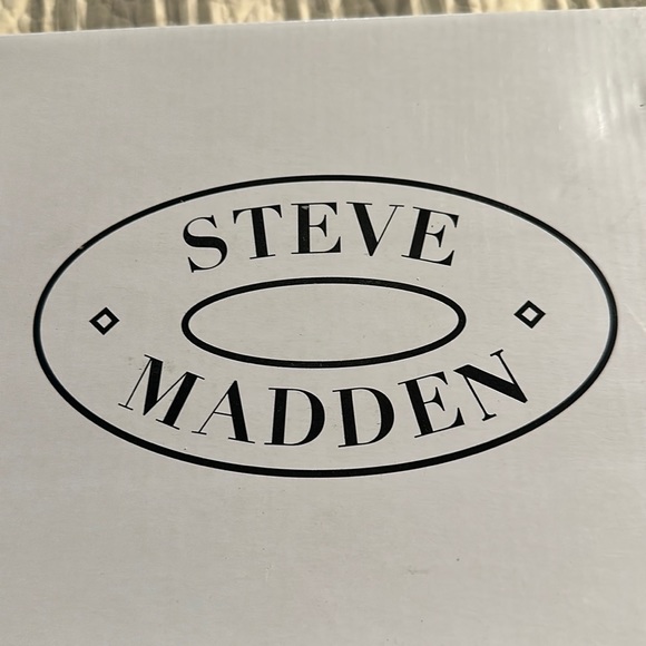 NWT Steve Madden gold snake Pacificc espadrilles. - Picture 2 of 7